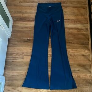 Nike women’s sportswear Nike high-rise pants